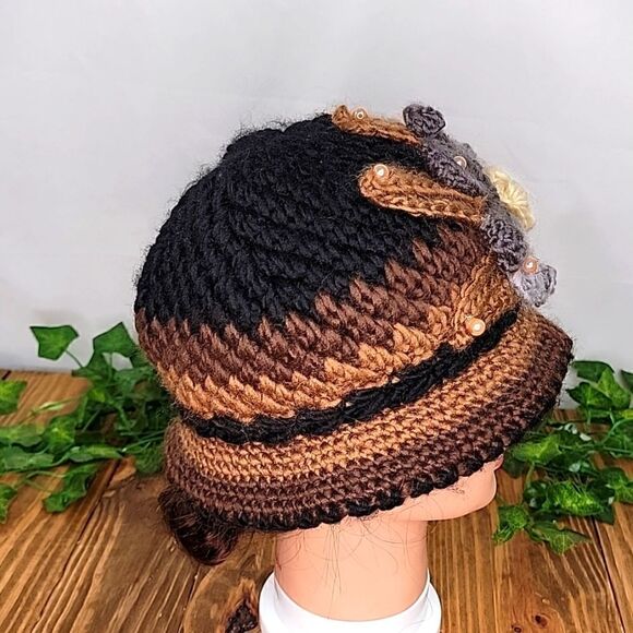 Crochet Hat. Classy. Floral. Handmade. OSFA. Like New. - Picture 2 of 9